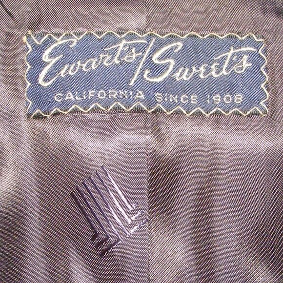 Vintage LANVIN Blazer, S, Navy Blue/Tan Pinstripes, 2 buttons - Picture 10 of 15